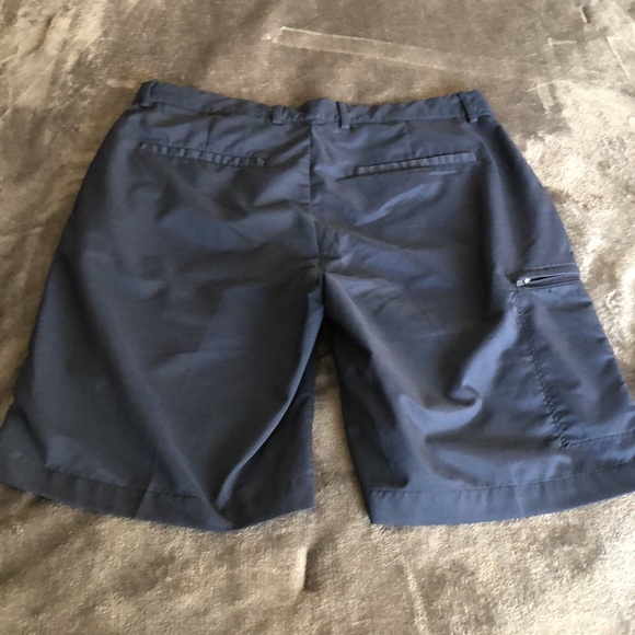 Men’s size 32 Greg Norman navy blue shorts - Picture 6 of 12